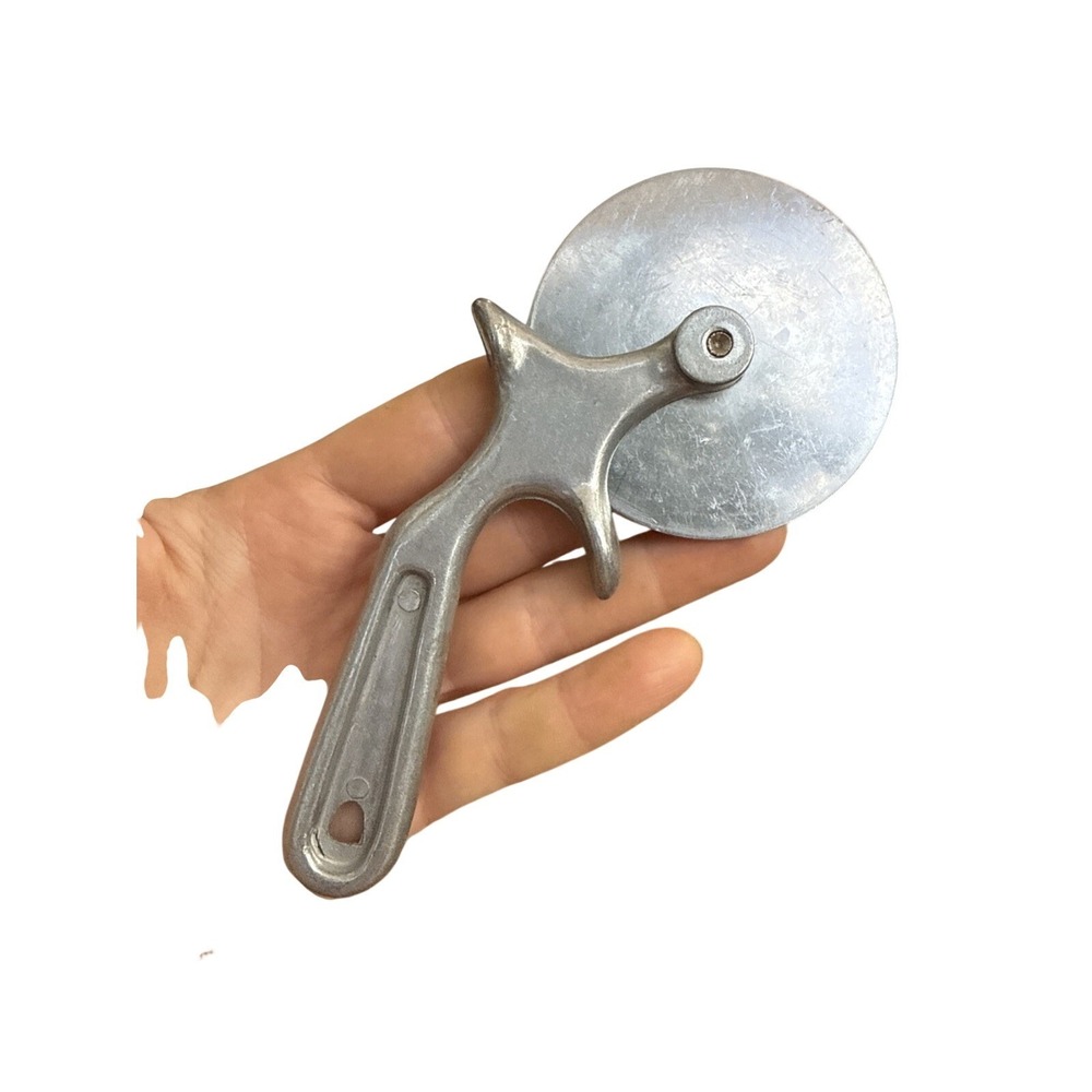 Vintage Heavy Duty Metal‎ Aluminum Pizza Rotary Wheel Cutter- Small